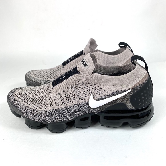 Nike Shoes - Nike Air Vapormax Flyknit Moc 2 Shoes Size 8